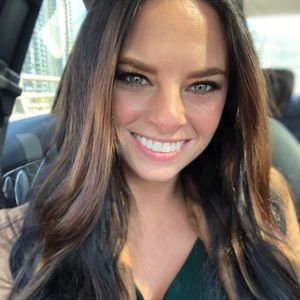 Meet your Posher, Lauren